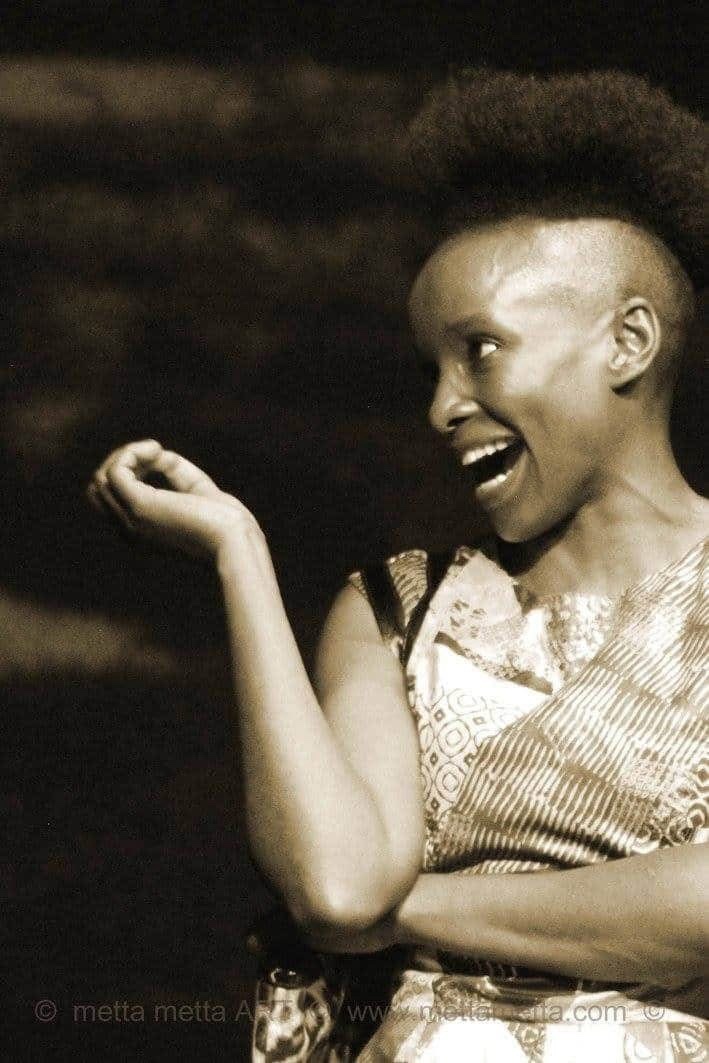 Sepia portrait of Jessica laughing in The Merchant of Venice.